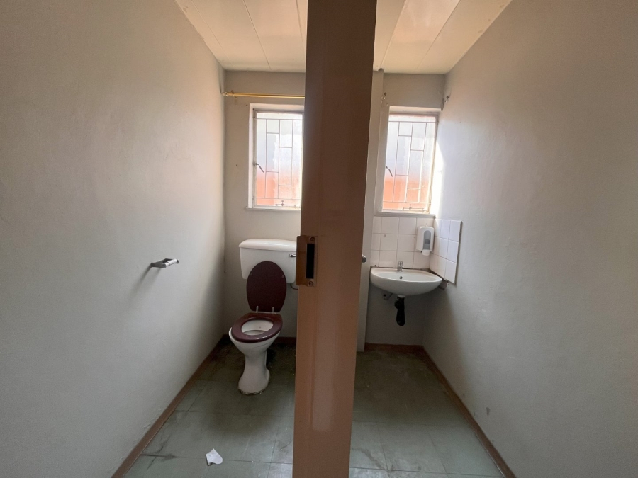  Bedroom Property for Sale in Oos Einde Free State